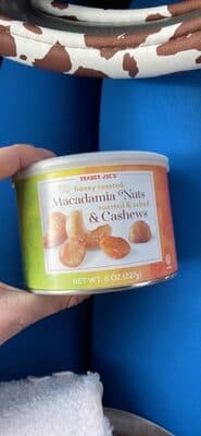 honey roasted Macadamia Nuts & Cashews roasted & salted