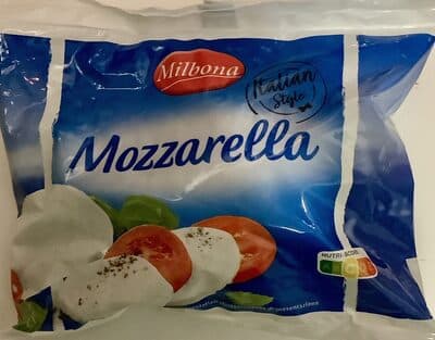 Mozzarella full fat soft cheese