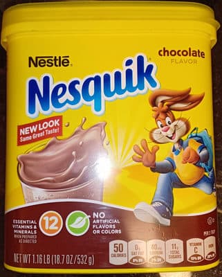 Chocolate flavor milk powder