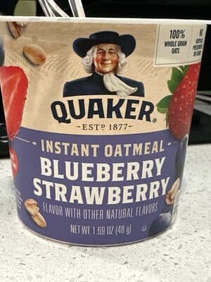 Instant Oatmeal Blueberry Strawberry