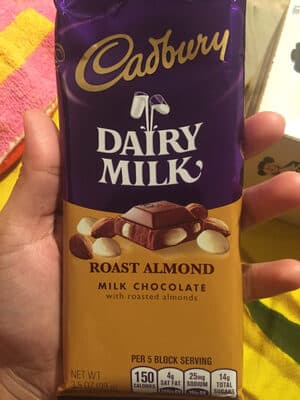 Roast Almond Milk Chocolate with Roasted Almonds
