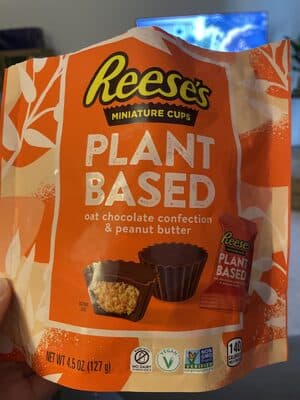 PLANT BASED oat chocolate confection & peanut butter