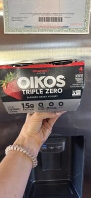 OIKOS TRIPLE ZERO Blended Greek Yogurt Strawberry Flavored