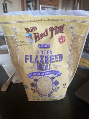 Premium golden flaxseed meal
