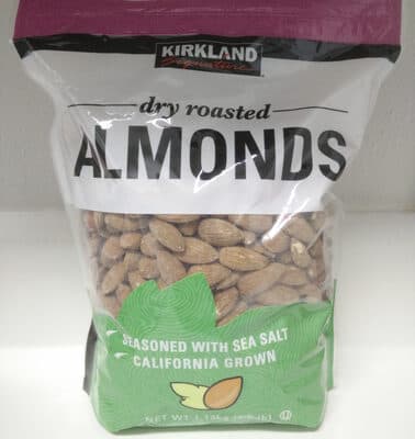 Dry roasted almonds