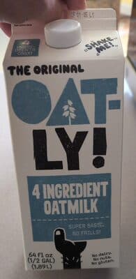 4 Ingredient Oatmilk