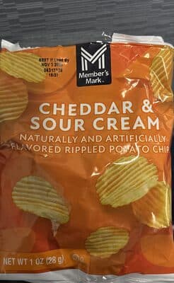 CHEDDAR & SOUR CREAM RIPPLED POTATO CHIPS