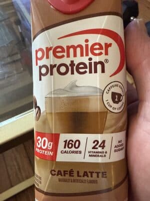 CAFÉ LATTE