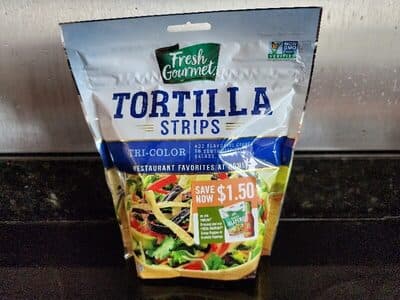 Tri-color tortilla strips