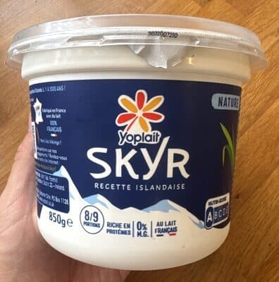 Magere Melk Specialiteit / Spécialité laitière nature / Fat-free strained yogurt