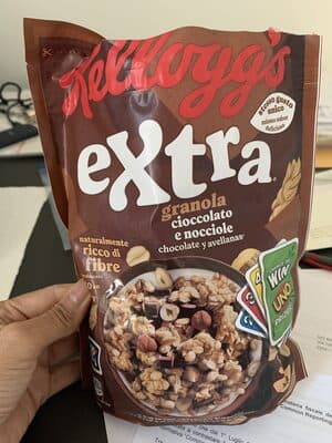 granola cioccolato e nocciole