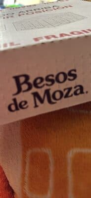 Besos De Moza