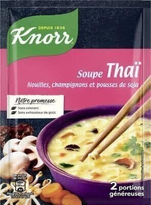 SOUPE THAÏ NOUILLES, CHAMPIGNONS ET POUSSES DE SOJA