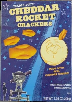 CHEDDAR CHEESE ROCKET CRACKERS
