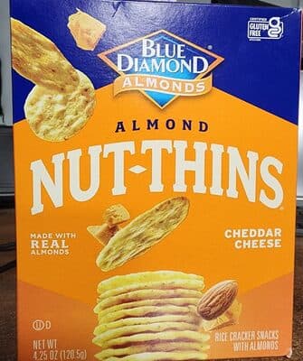 Almond Nut-Thins Cheddar Cheese