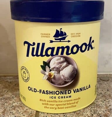 OLD-FASHIONED VANILLA ICE CREAM