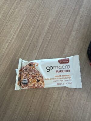 MACROBAR smooth sanctuary double chocolate + peanut butter chips