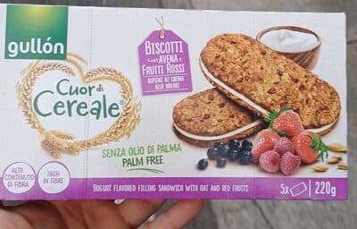 Biscotti con Avena e Frutti Rossi