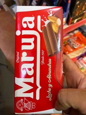Milk chocolate bar